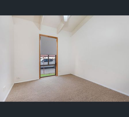 42/588 Oliver Street, Lavington, NSW 2641 - Photo 1