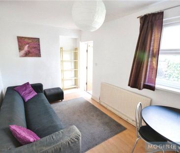 5 bedroom semi-detached house to rent - Photo 1