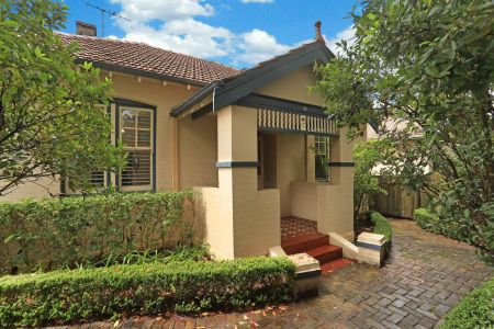 Charismatic Three Bedroom Home in Sought-After Street - Photo 2