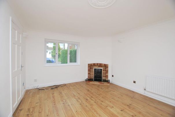 4 bedroom semi-detached house to rent - Photo 1