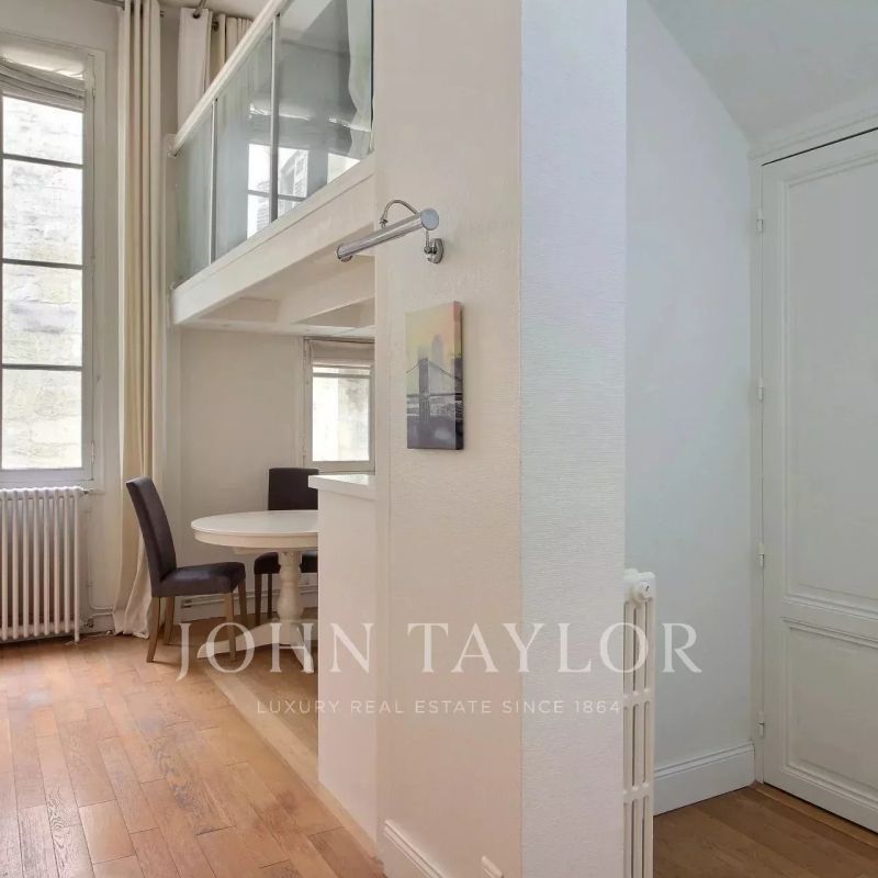 Appartement meublé - 2 chambres - Ascenseur - Parking - Hôtel de Saige - Photo 1