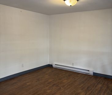 Logement 4 1/2 rue Boisseau, libre - Photo 3