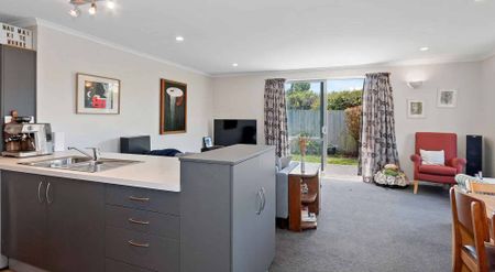 Sunny and Somerfield - Photo 3