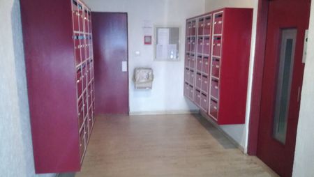 *Studio à louer sur Metz - Photo 4