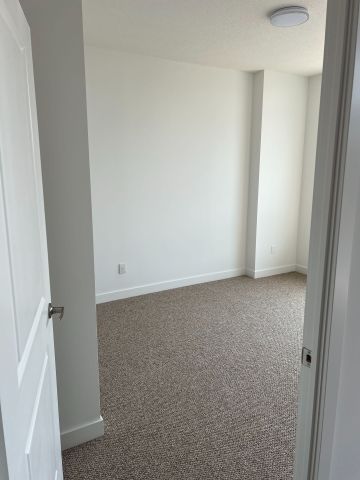 For Lease - 1010 Dundas Street Unit# 212, Whitby, Ontario - Photo 5