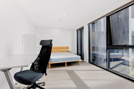 2 bed 2 bath - Photo 3