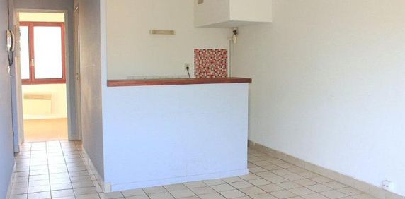 Location Appartement 2 pièces 35m² LOMME 59160 - Photo 2