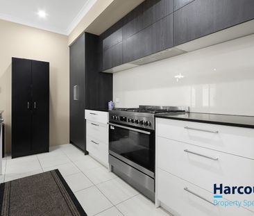 Relax, Entertain & Enjoy - The Perfect Home for Modern Living - Photo 5