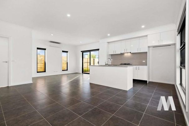 38 Leviticus Street, Epping VIC 3076 - Townhouse For Rent | Domain - Photo 1