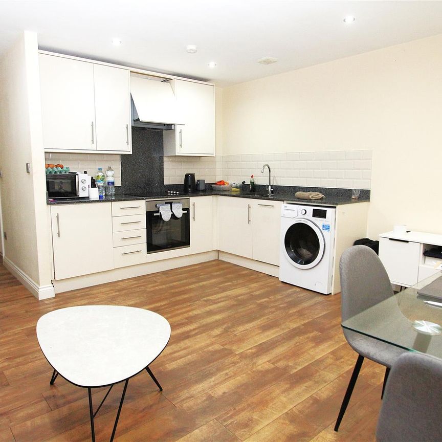 Brunswick Court, Leeds City Centre, LS2 7SA - Photo 1