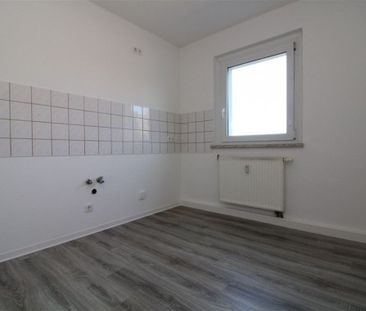 Gemütliche 2 Raumwohnung mit Balkon am ruhigen Stadtrand - Photo 1