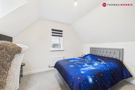 4 bedroom detached house to rent - Photo 5