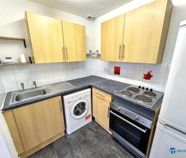 1 bedroom flat to rent - Photo 6