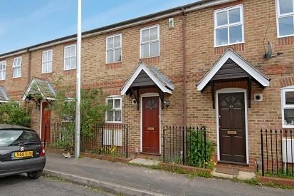 2 bedroom terraced house to rent - Photo 5