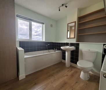 1 bedroom semi-detached house to rent - Photo 3