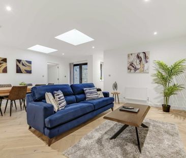 South Street - Photo 2