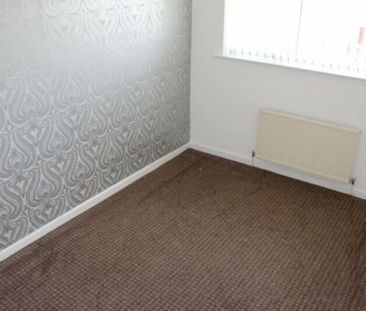 Thornhill Close, Blackburn. BB1 1YG - Photo 3