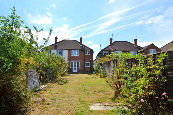 3 bedroom semi-detached house to rent - Photo 1
