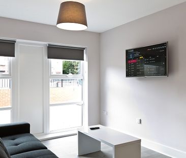 Luxury 2 bedroom apartment with 2 bathrooms - Photo 1