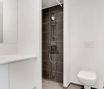 Stor 4 værelses lejlighed med eget terrasse og altan i hjertet af B... - Foto 3