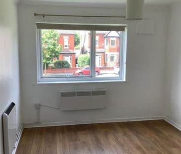 1 Bedroom Apartment To Let - Photo 5