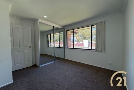 Well Presented 3 Bedroom Home, in Bossley Park! - Photo 4