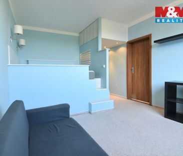 Pronájem bytu 1+1 46 m², Lonkova 470, Pardubice - Photo 2