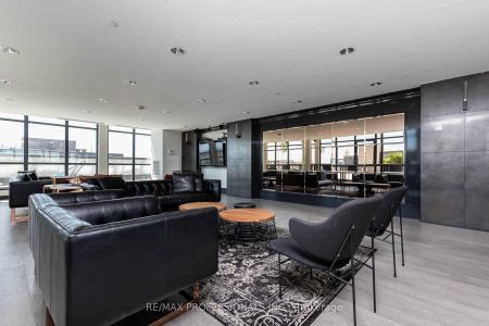 Carlaw Lofts 1190 - Photo 2