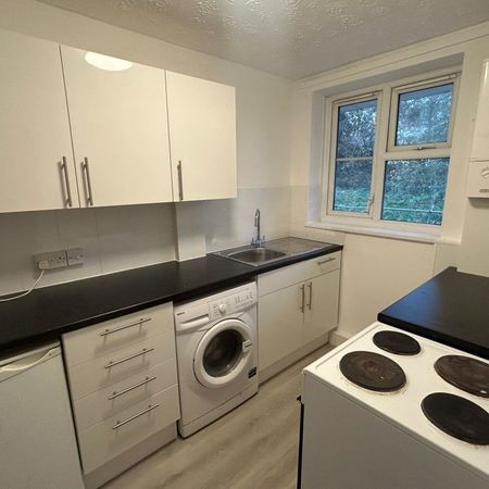 Stanborough Green, WELWYN GARDEN CITY - Photo 3