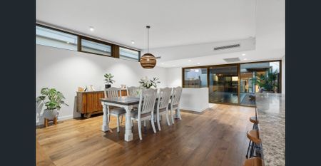 Executive Coastal Living in Mullaloo - PRIVATE VIEWINGS FROM THE 28TH OF JANUARY PHONE 08 9307 0999! - Photo 5