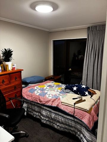 Your large family home semi furnished. - Photo 2