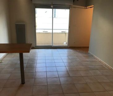 Location appartement 2 pièces - 34m² à Cavaillon (84300) - Photo 1