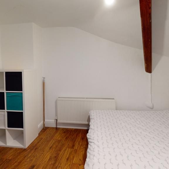 4 bedroom terraced house to rent - Photo 1