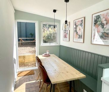 Castle Street Room 5 - Photo 4