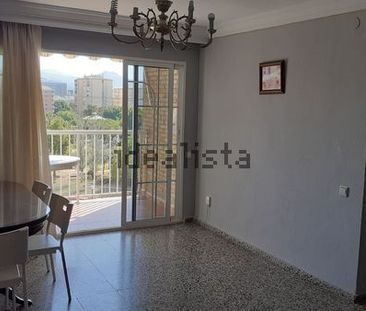 Alquiler de piso en Plaza Reyna Manescau, 1 - Foto 4