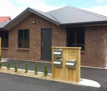 Fully Furnished Townhouse Opposite Waikato University - Photo 5