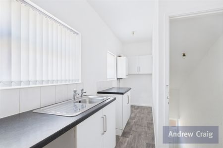 2 bed flat to rent in Whitehead Street, South Shields, NE33 - Photo 4