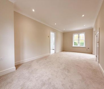 4 bedroom detached house to rent - Photo 3