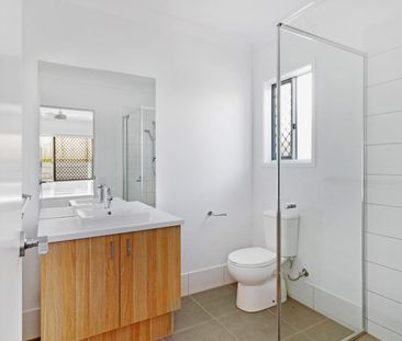 Comfortable, Convenient Living in the Heart of Griffin! - Photo 6