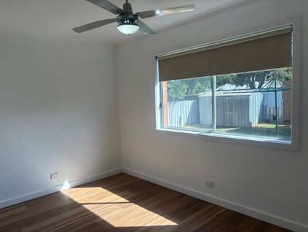 4-bedroom, 2 bathrooms plus bungalow - Photo 4