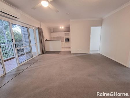 5/86 Musgrave Road, Indooroopilly, QLD 4068 - Photo 4