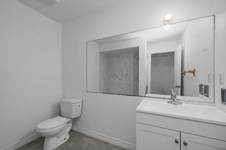 For Lease - 28 Adamson Street, Halton Hills, Ontario - Photo 5