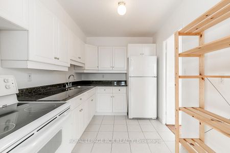 1215 5 Shady Golfway - Photo 2