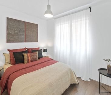 Cosy Unit Close to Hospital and Westfield - Photo 1