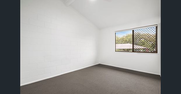 Location, Location, Location!! - Photo 1