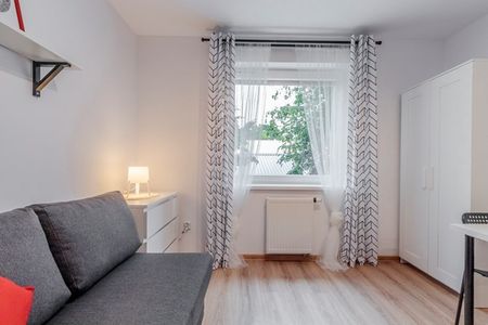 Łódź Łódź-Widzew, Targowa - Zdjęcie 3