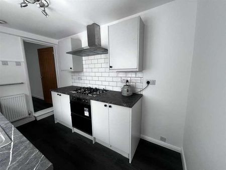 Boulton Road, Southsea, PO5 - Photo 2