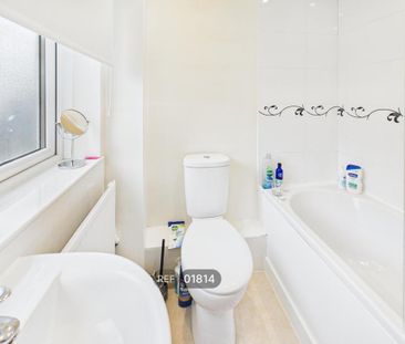 2 bedroom detached house to rent - Photo 6