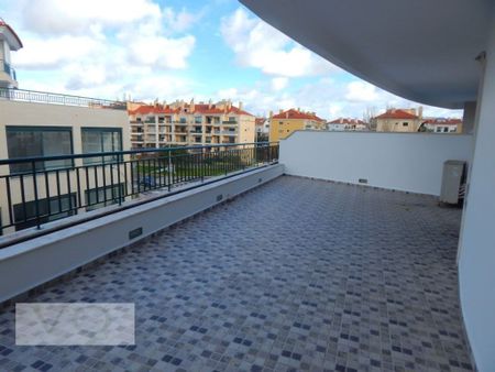 2 room luxury Apartment for rent in Cascais e Estoril, Cascais, Lisbon - Photo 2