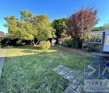 West Farm Close, Ashtead, KT21 - Photo 5